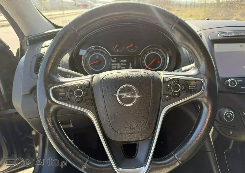 OPEL Insignia 