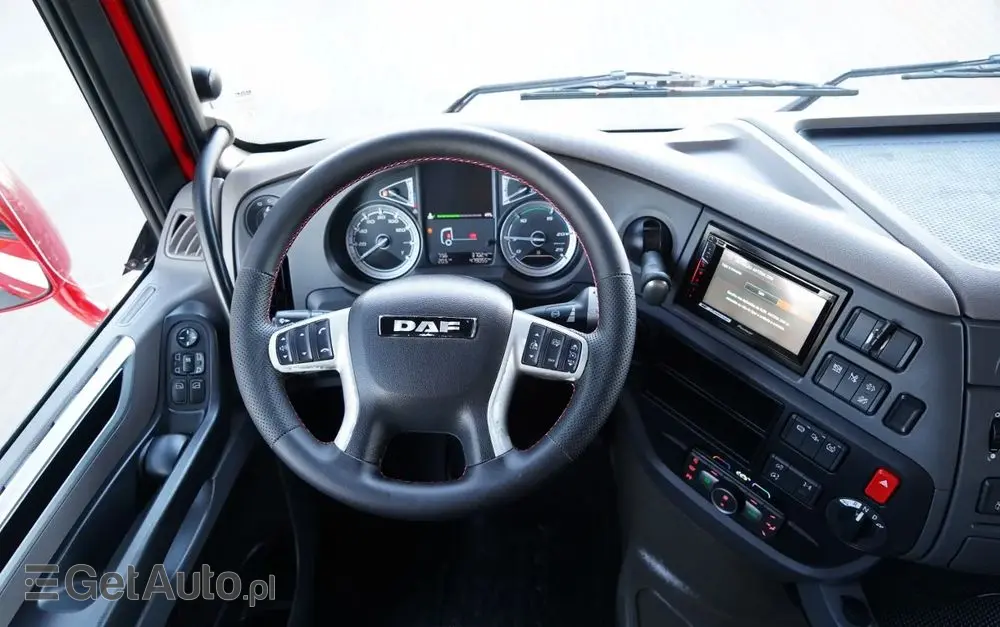 DAF XF 480 / SPACE CAB / RETARDER / KLIMATYZACJA POSTOJOWA / OPONY 100 % / SPROWADZONY / PO KONTRAKCIE SERWISOWYM 