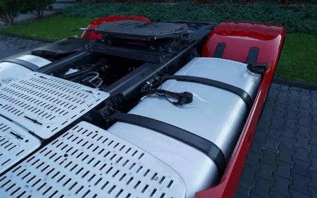 DAF XF 480 / SPACE CAB / RETARDER / KLIMATYZACJA POSTOJOWA / OPONY 100 % / SPROWADZONY / PO KONTRAKCIE SERWISOWYM 