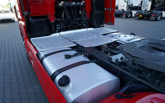 DAF XF 480 / SPACE CAB / RETARDER / KLIMATYZACJA POSTOJOWA / OPONY 100 % / SPROWADZONY / PO KONTRAKCIE SERWISOWYM 