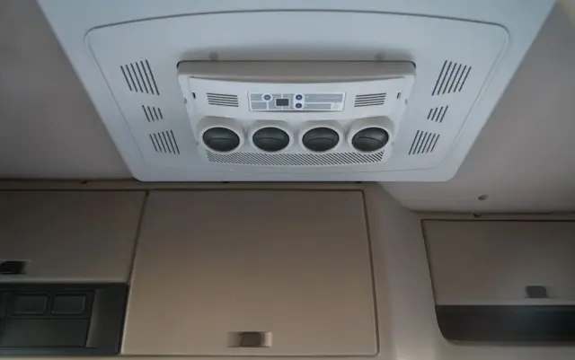 DAF XF 480 / SPACE CAB / RETARDER / KLIMATYZACJA POSTOJOWA / OPONY 100 % / SPROWADZONY / PO KONTRAKCIE SERWISOWYM 