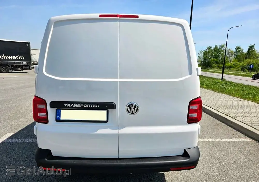 VOLKSWAGEN Transporter T6 