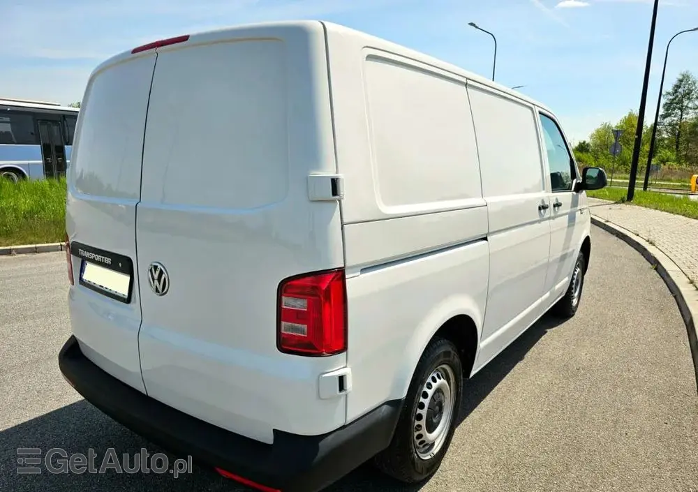 VOLKSWAGEN Transporter T6 