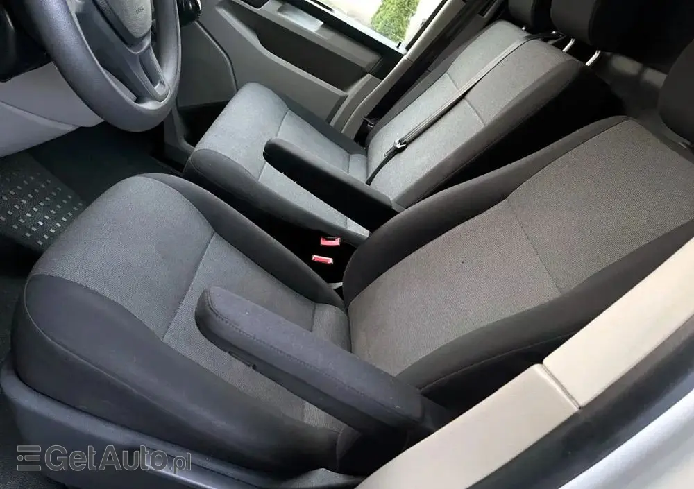 VOLKSWAGEN Transporter T6 