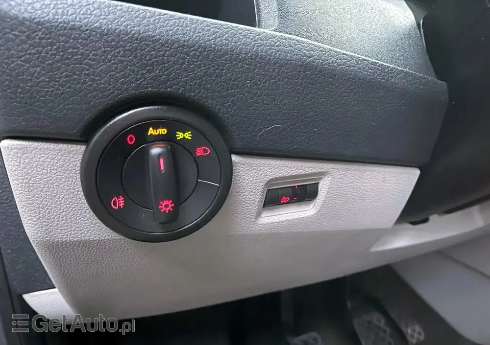 VOLKSWAGEN Transporter T6 