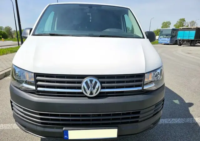 VOLKSWAGEN Transporter T6 