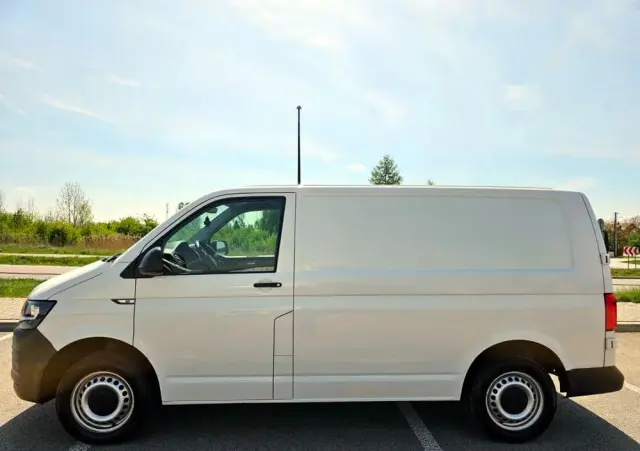 VOLKSWAGEN Transporter T6 
