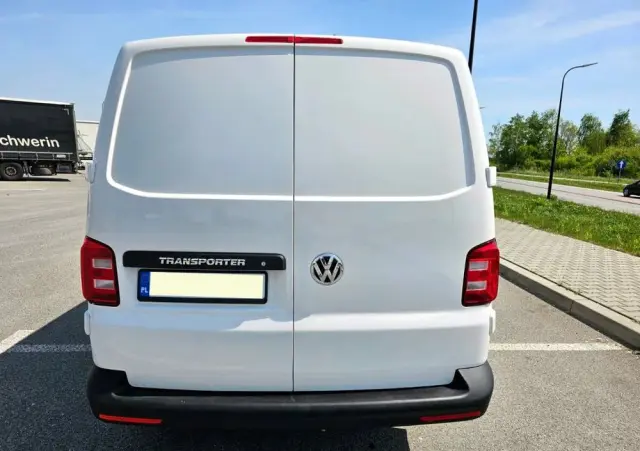 VOLKSWAGEN Transporter T6 