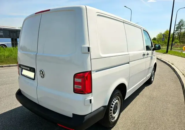 VOLKSWAGEN Transporter T6 
