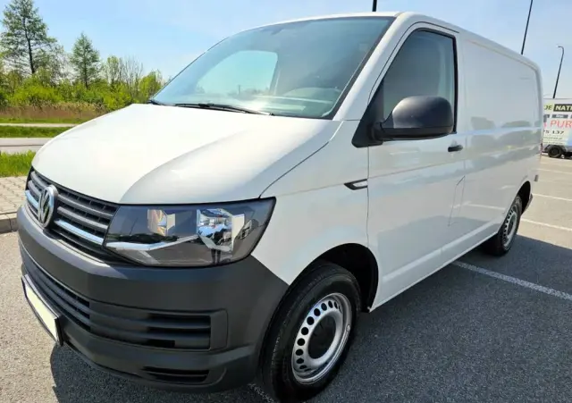 VOLKSWAGEN Transporter T6 