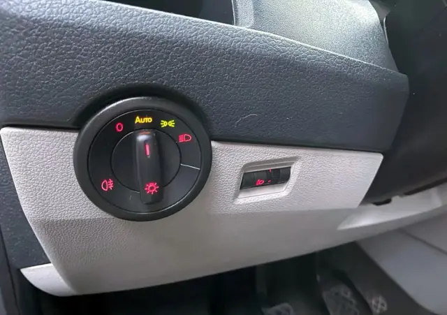 VOLKSWAGEN Transporter T6 