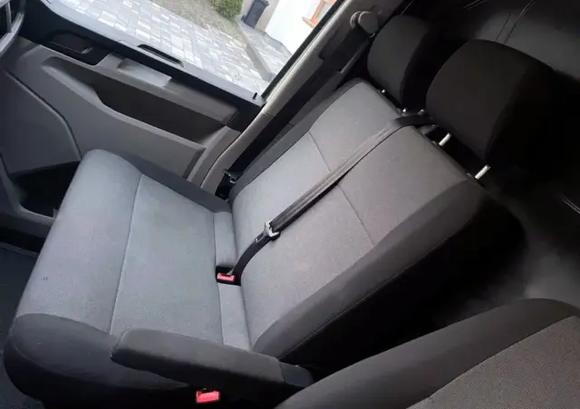 VOLKSWAGEN Transporter T6 