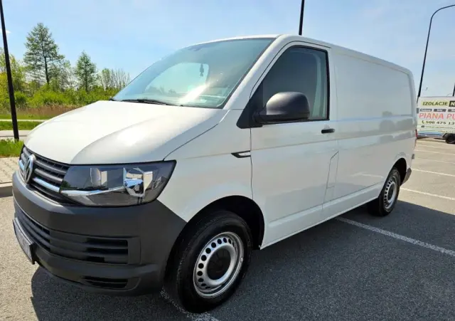 VOLKSWAGEN Transporter T6 