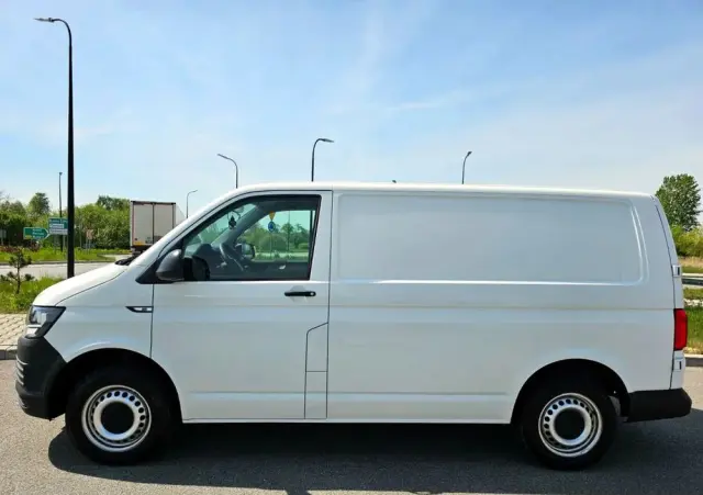 VOLKSWAGEN Transporter T6 