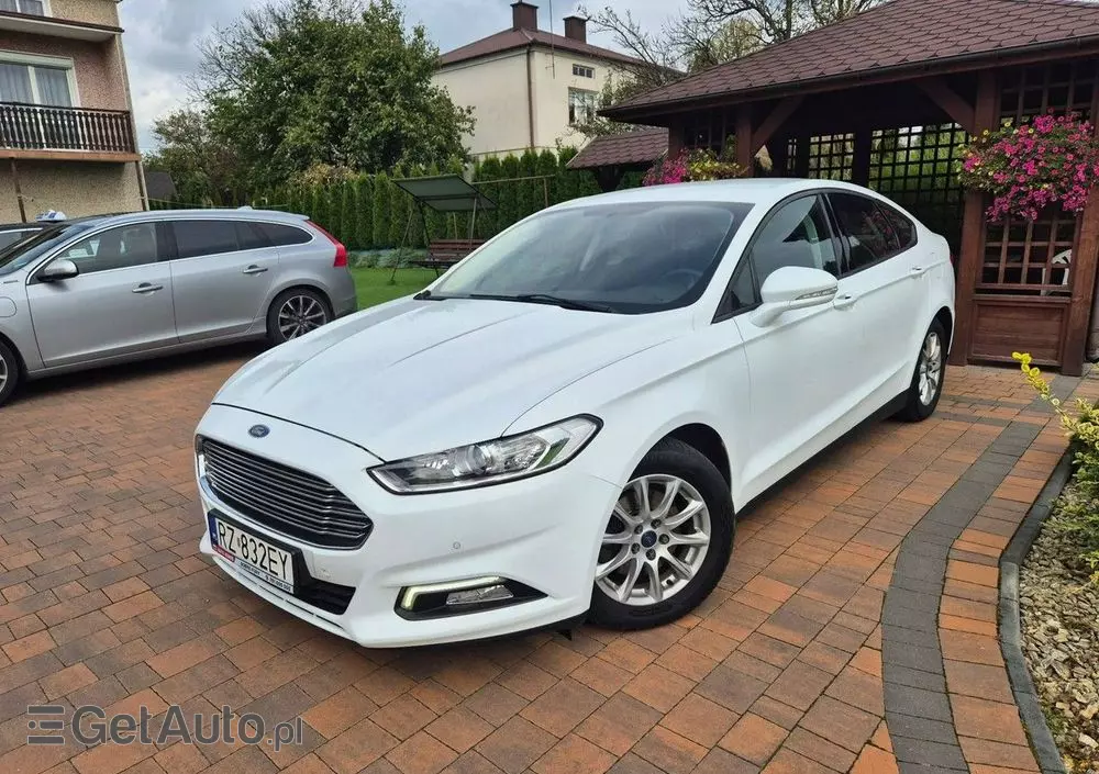 FORD Mondeo 1.5 TDCi ECOnetic Start-Stopp Titanium