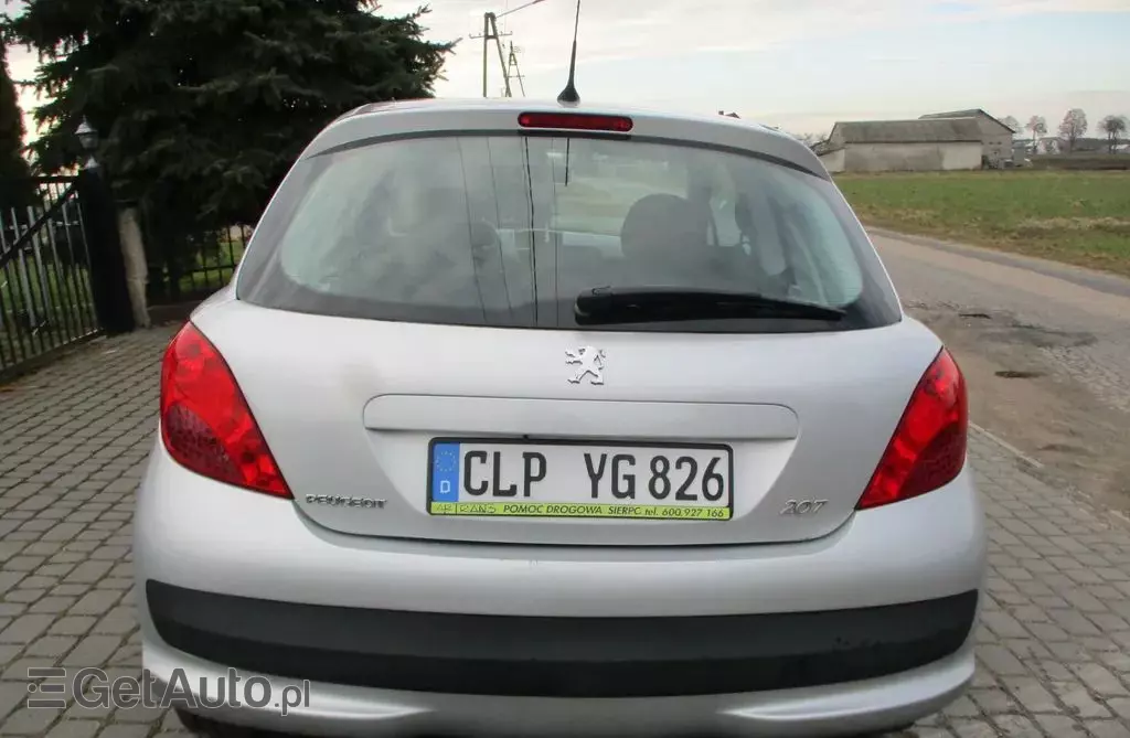 PEUGEOT 207 