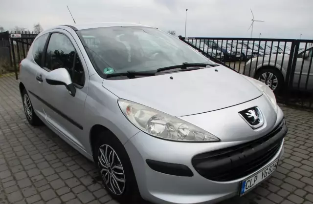 PEUGEOT 207 
