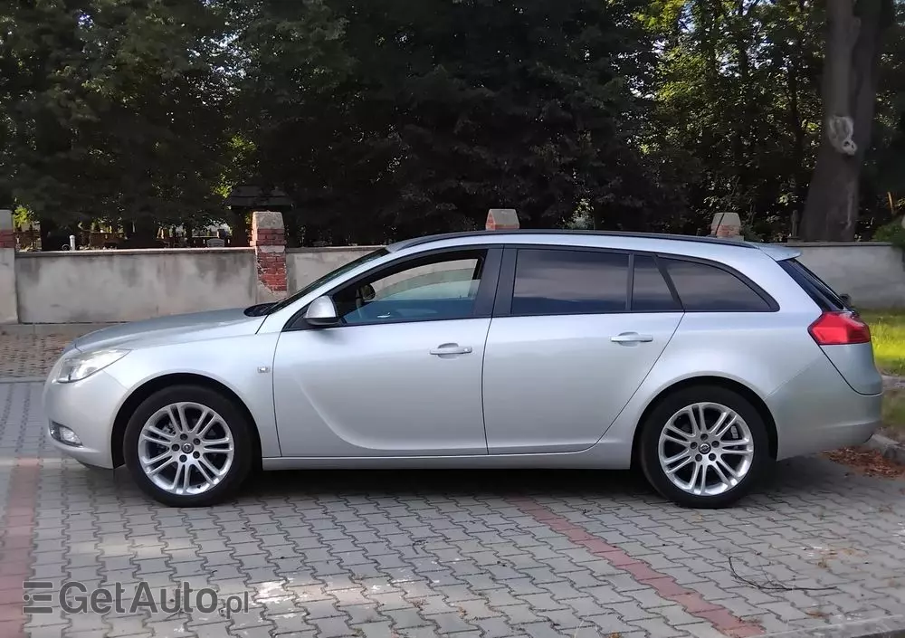OPEL Insignia 1.8 Cosmo
