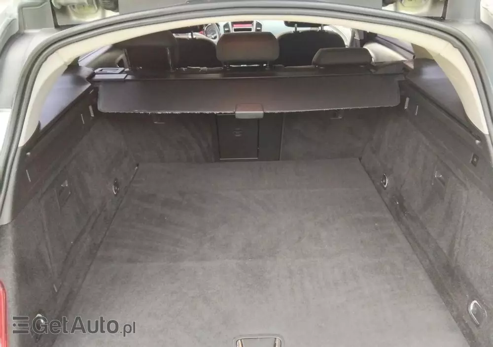 OPEL Insignia 1.8 Cosmo