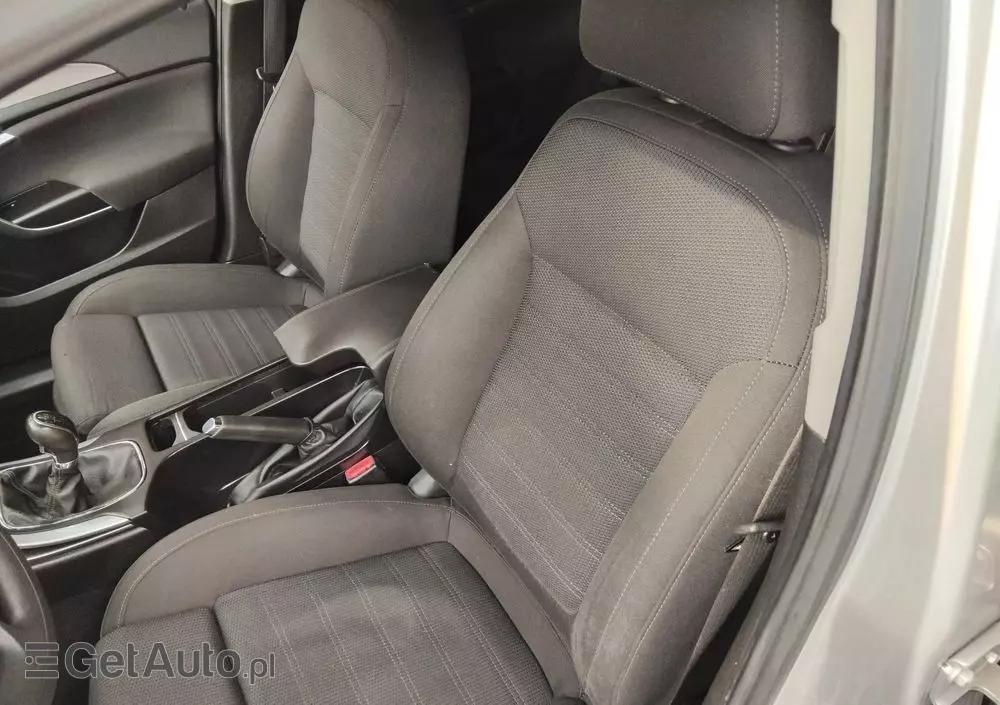 OPEL Insignia 1.8 Cosmo