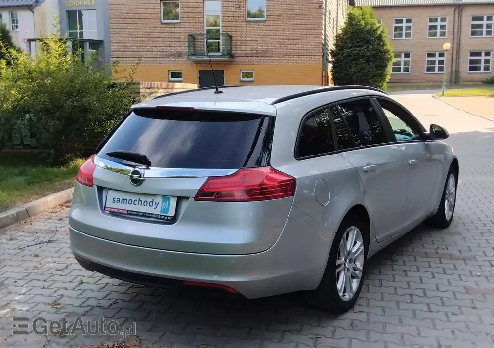 OPEL Insignia 1.8 Cosmo
