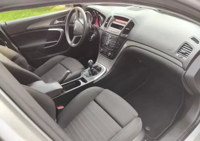 OPEL Insignia 1.8 Cosmo