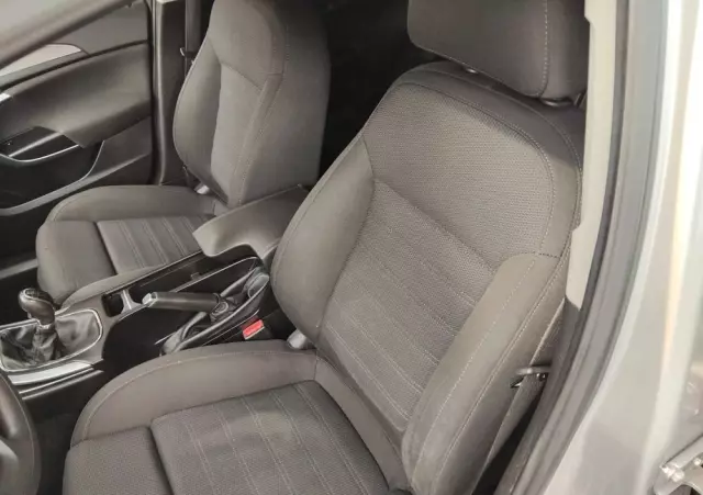 OPEL Insignia 1.8 Cosmo