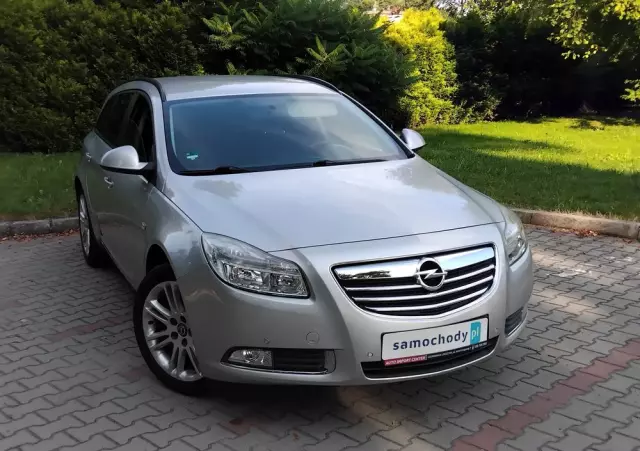 OPEL Insignia 1.8 Cosmo