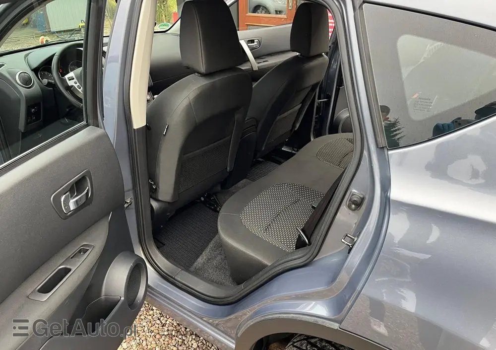 NISSAN Qashqai 1.6 visia