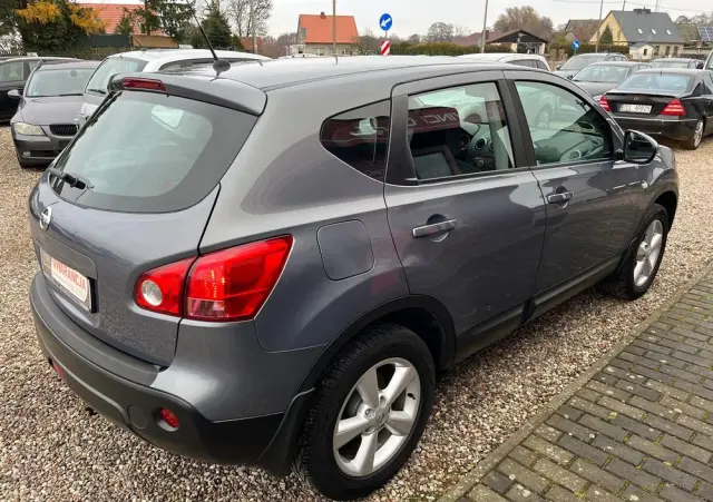 NISSAN Qashqai 1.6 visia