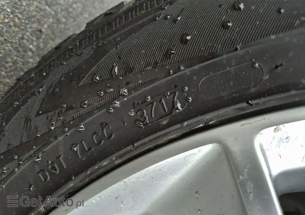 VOLVO V90 D4 AWD Geartronic Momentum Pro