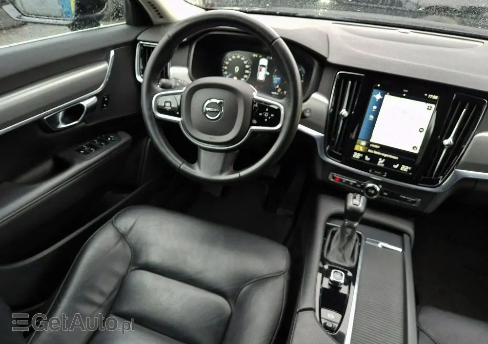 VOLVO V90 D4 AWD Geartronic Momentum Pro