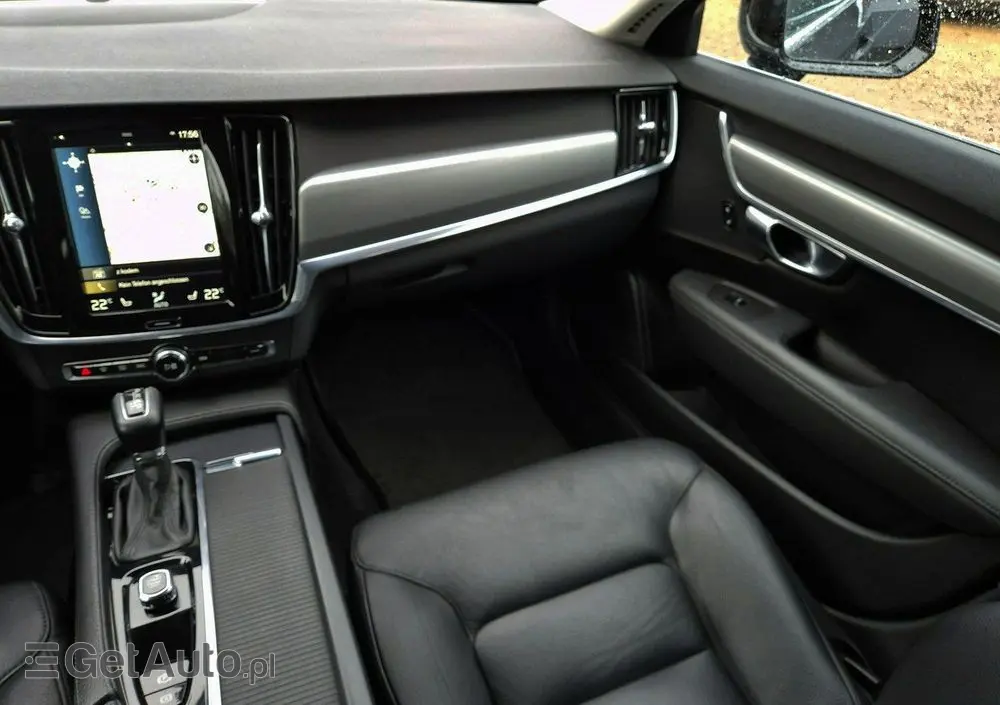 VOLVO V90 D4 AWD Geartronic Momentum Pro