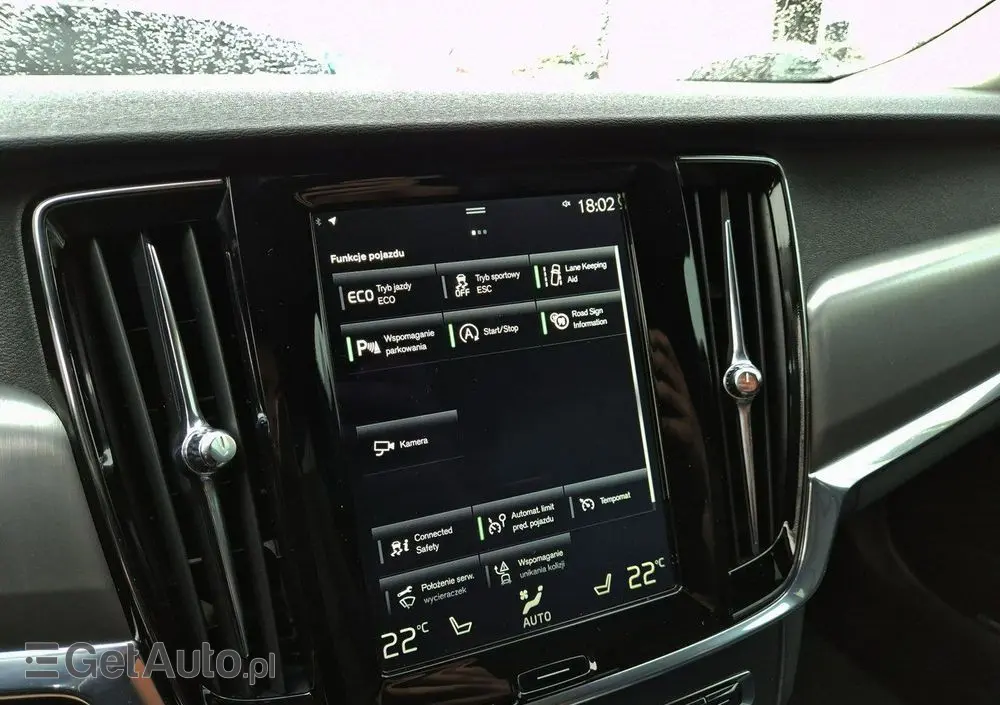 VOLVO V90 D4 AWD Geartronic Momentum Pro