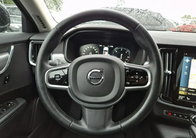 VOLVO V90 D4 AWD Geartronic Momentum Pro