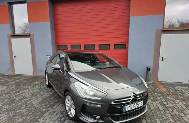 CITROEN DS5 