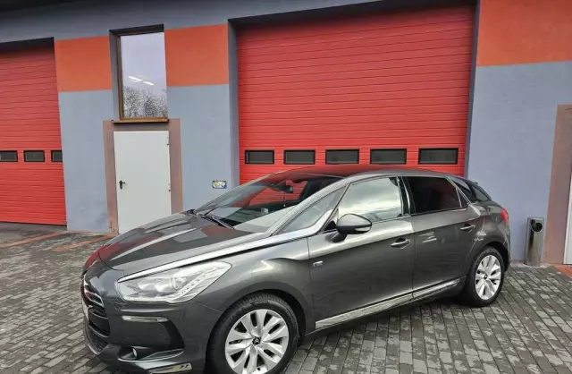 CITROEN DS5 