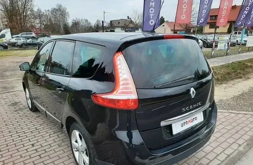 RENAULT Grand Scenic 