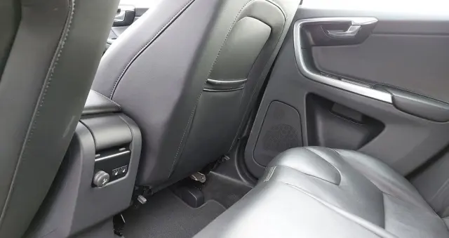 VOLVO XC 60 D4 Drive-E Summum