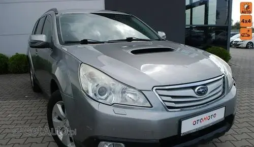 SUBARU Outback 