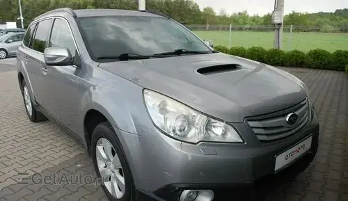 SUBARU Outback 
