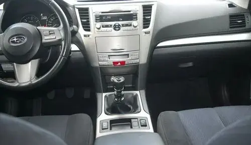 SUBARU Outback 