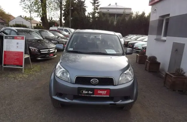 DAIHATSU Terios 