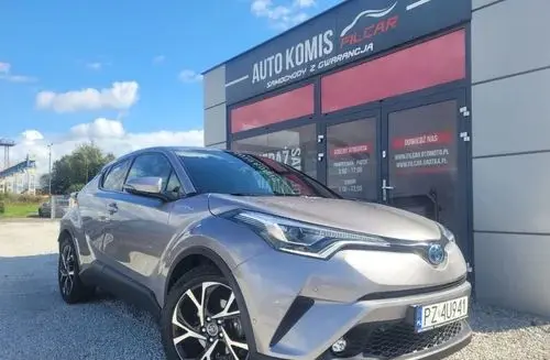 TOYOTA C-HR 
