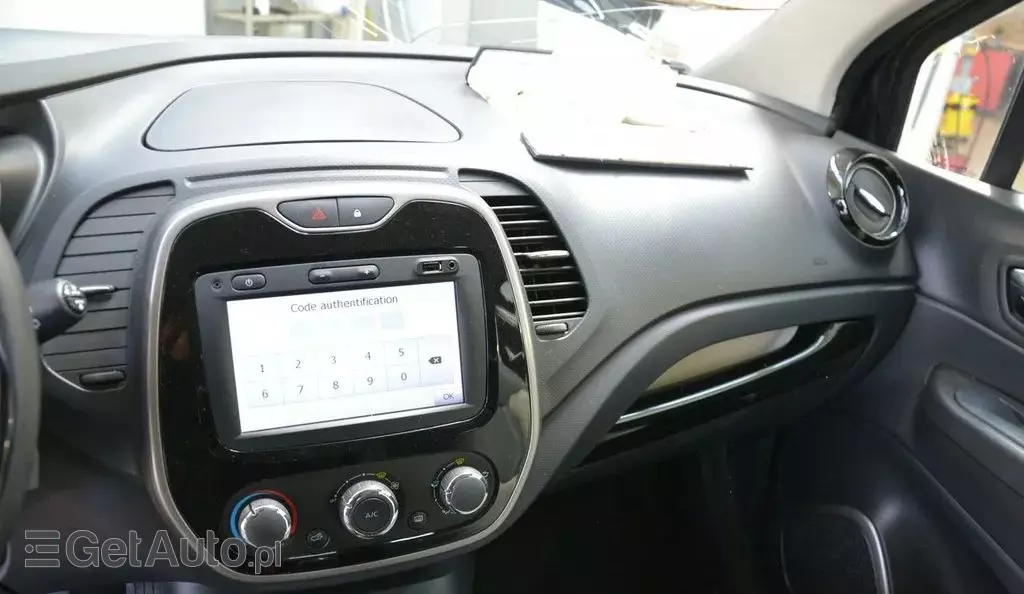 RENAULT Captur 