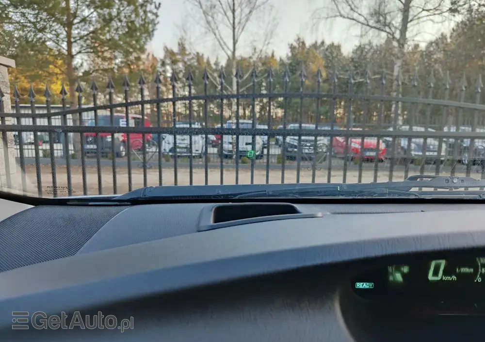 TOYOTA Prius (Hybrid) Comfort