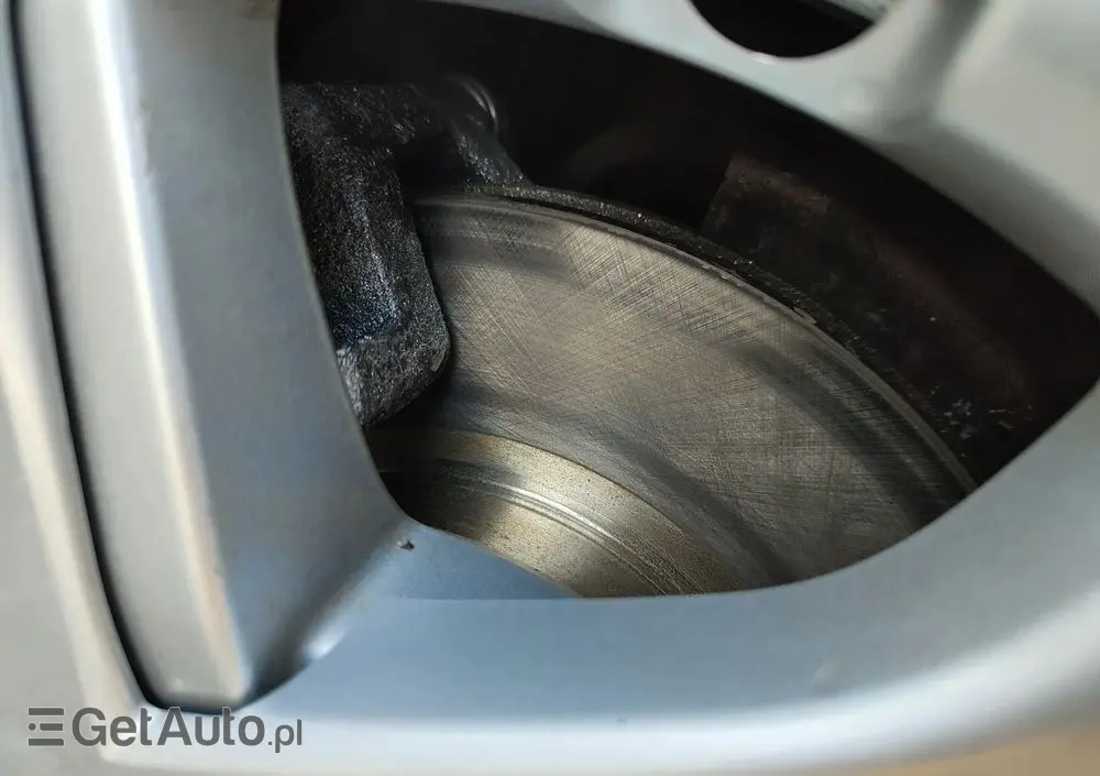 TOYOTA Prius (Hybrid) Comfort