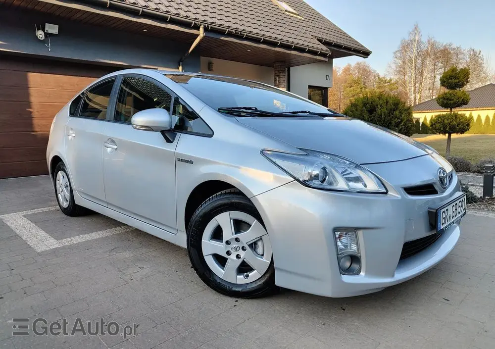 TOYOTA Prius (Hybrid) Comfort