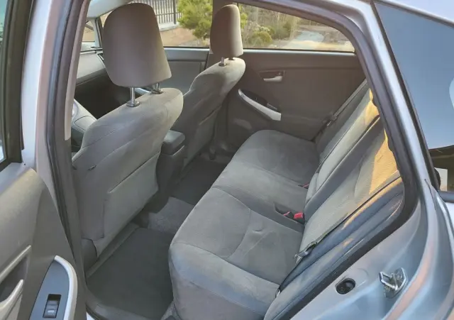 TOYOTA Prius (Hybrid) Comfort