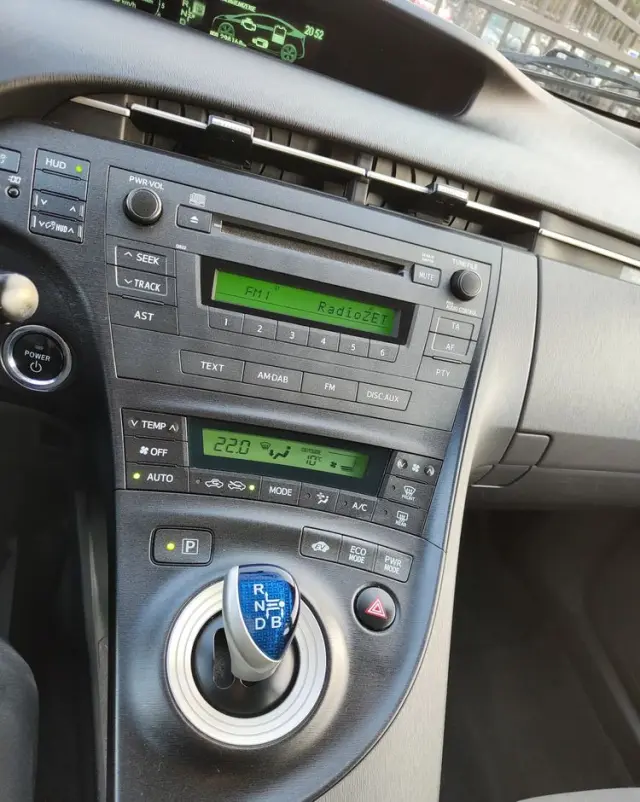 TOYOTA Prius (Hybrid) Comfort